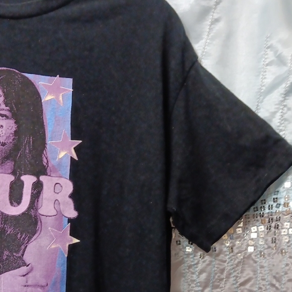 Unique Olivia Rodrigo Black T-Shirt - Picture 6 of 9